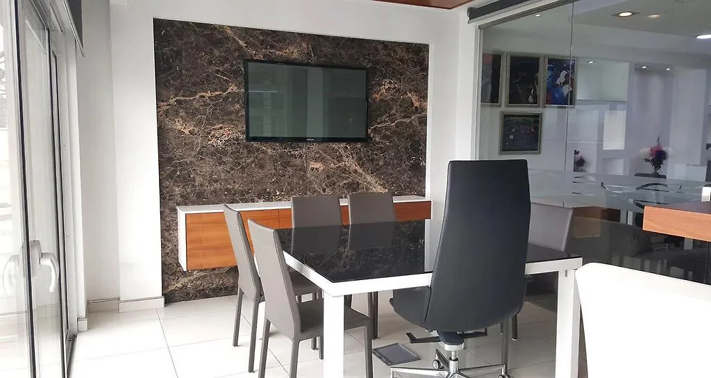 Pebbles Boutique Aparthotel Sliema