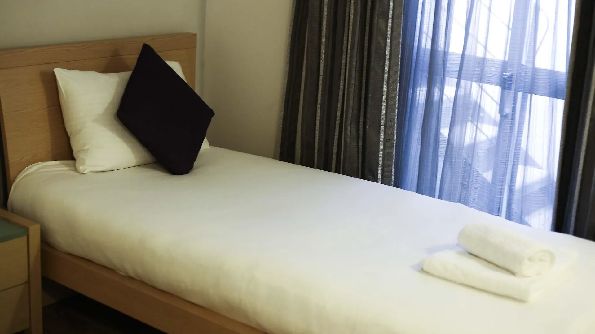Pebbles Boutique Aparthotel Sliema