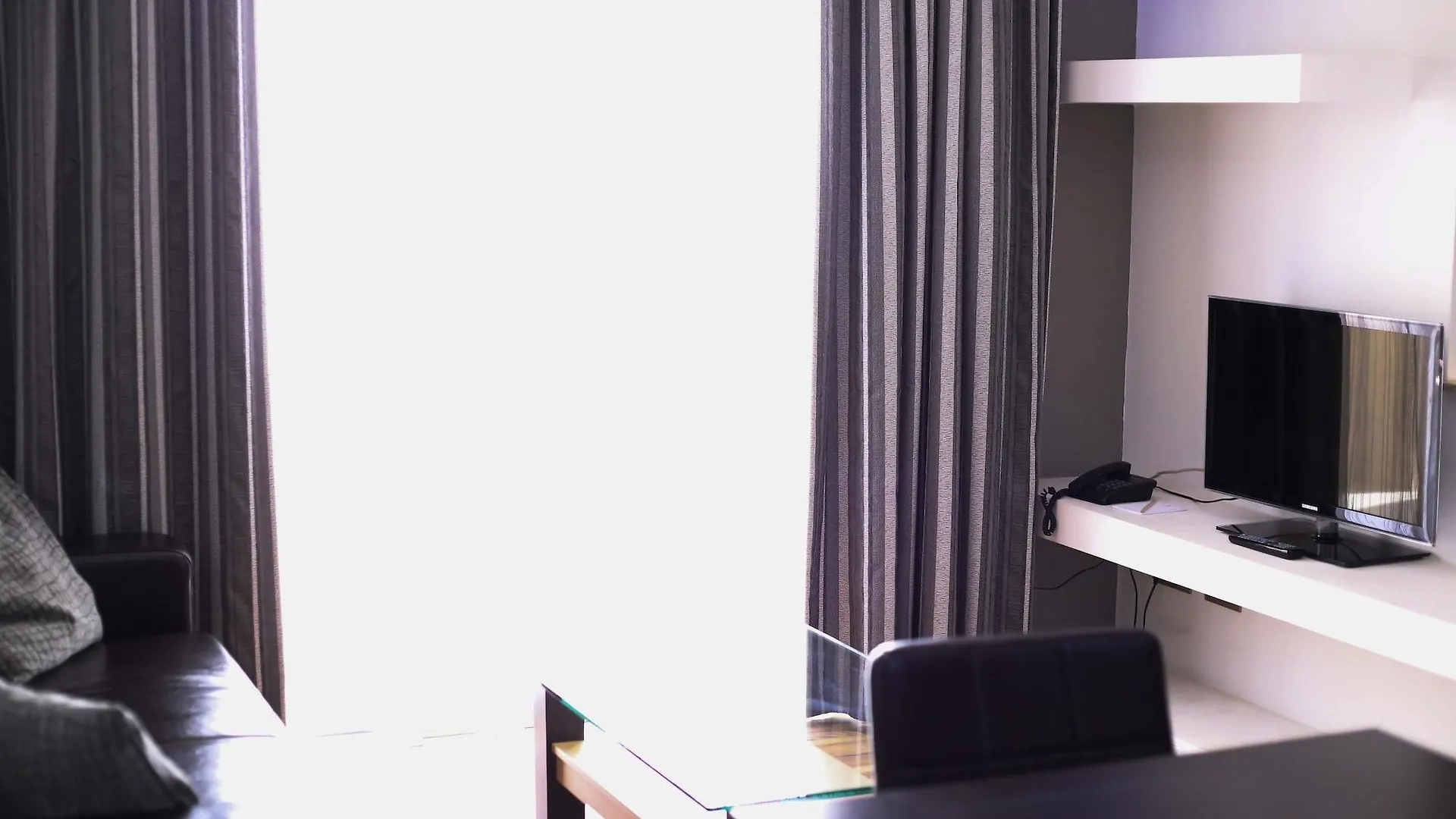 Pebbles Boutique Aparthotel Sliema