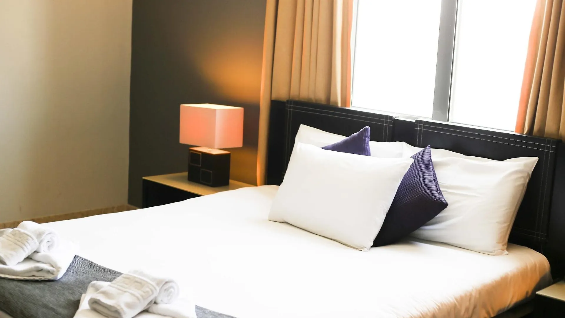 Pebbles Boutique Aparthotel Sliema
