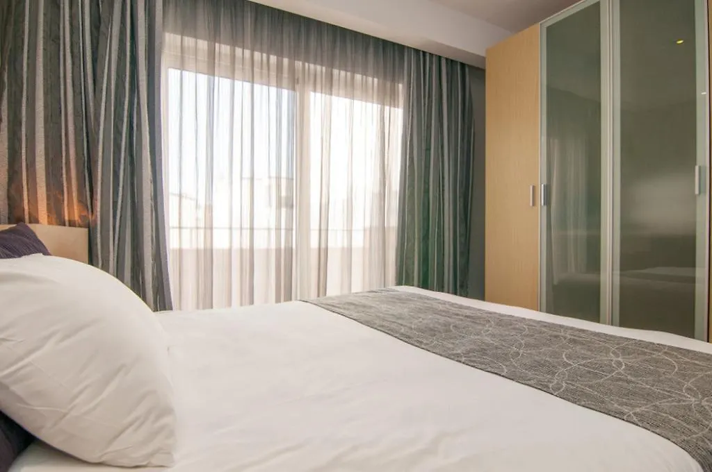 Pebbles Boutique Aparthotel Sliema